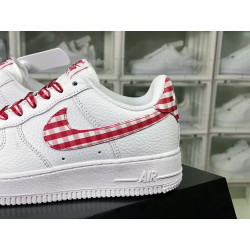 Air Force 1’07 Low Red Gingham